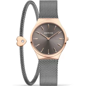 Bering Classic női karóra szett 12131-369-GWP, szürke számlappal, ezüst nemesacél szíjjal