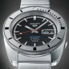 Seiko 5 Sports Heritage Design Re-Creation “Pepper black” Limited Edition férfi karóra szett SRPL05K1